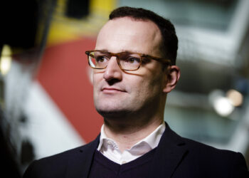 Specialists, Politicians Hammer Germany For Not Accepting Sufficient Vaccine Dozes